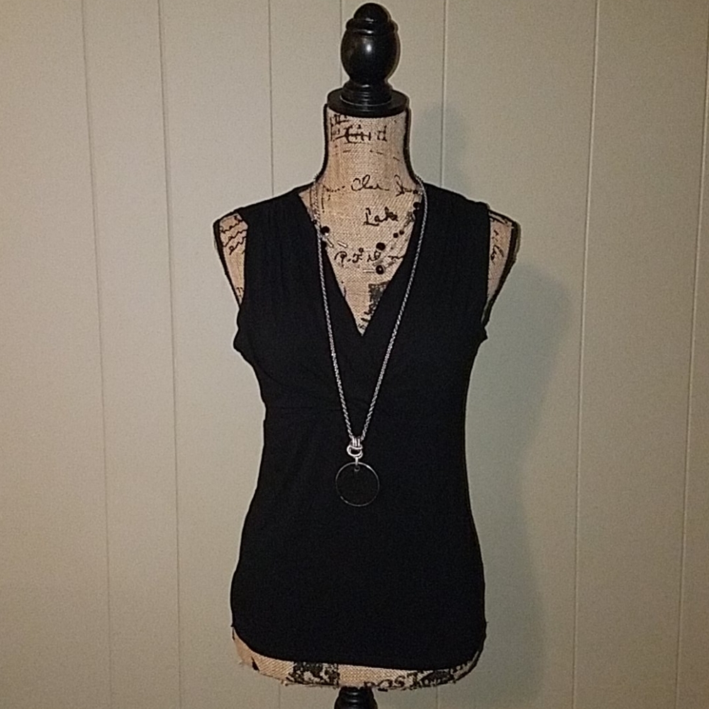 Josephine Chaus - Women's Black Sleeveless V Shape Neckline Top